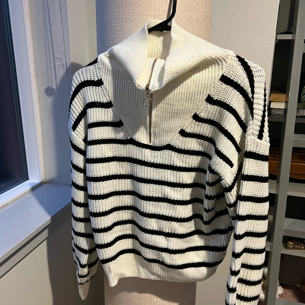 Striped Black and White Women's Sweater